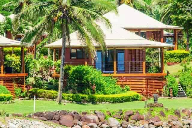 “Charming studio villas in Fiji surrounded by lush tropical gardens, offering cozy accommodations with a tranquil and relaxin